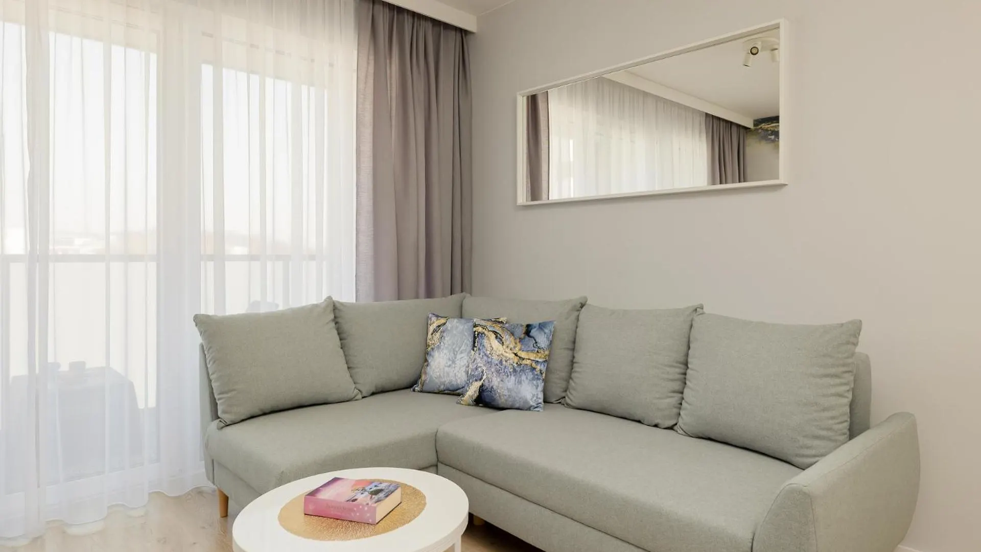 Apartament 1 Pokojowy Szafir Kasprowicza Kolobrzeg Apartment